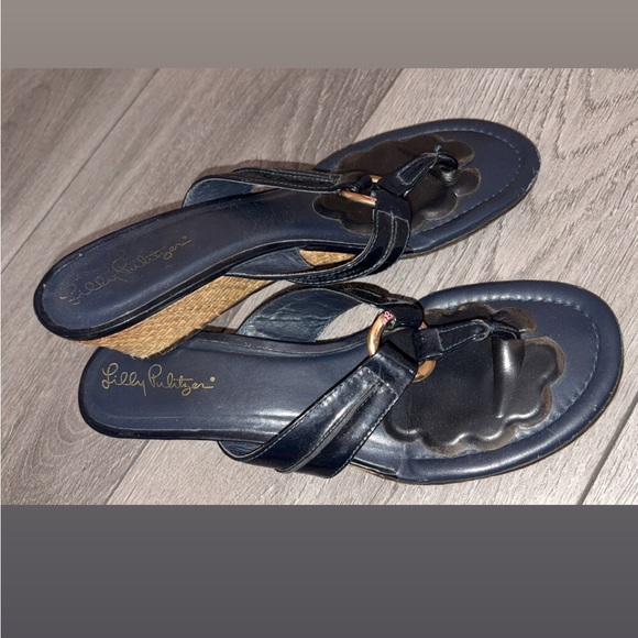 Lily Pulitzer Sandals Size 8.5 M Wedge Leather Navy Blue - Picture 1 of 8